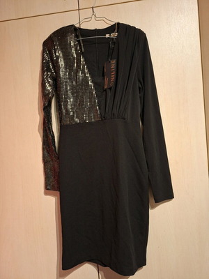 Midi evening dress with sleeves and pads, new, size S, black