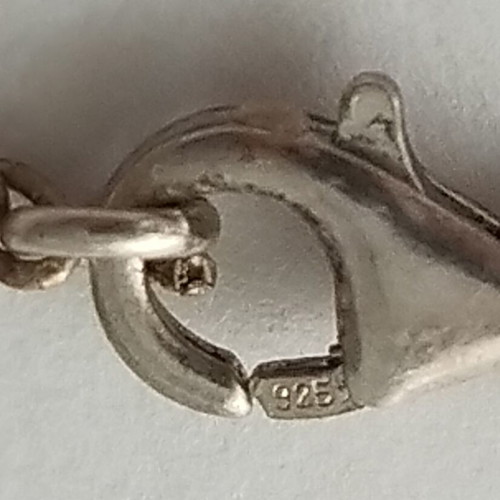 Silver 925* pendant used with small leaf design