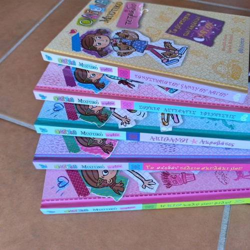 Olivia Secret Notebook like new, set of 13 books