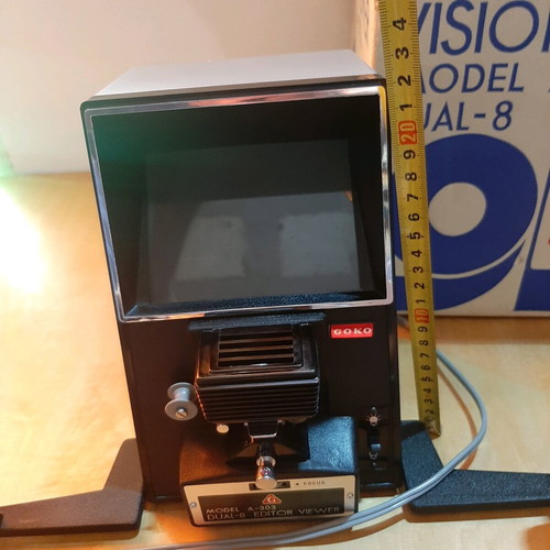 GOKO Visionneuse Model A-303 Dual-8 projector editor like new, Super8 film