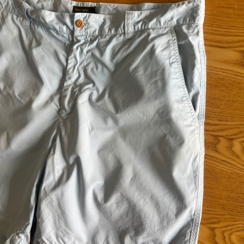Henry Cottons turquoise bermuda shorts like new, size 48