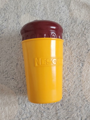 Nescafé vintage plastic shaker used