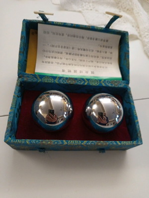 Baoding balls like new, traditional Chinese souvenir 4 cm