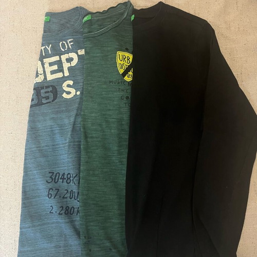 Benetton blouses like new, pack of 3, size 146-152 cm, age 10