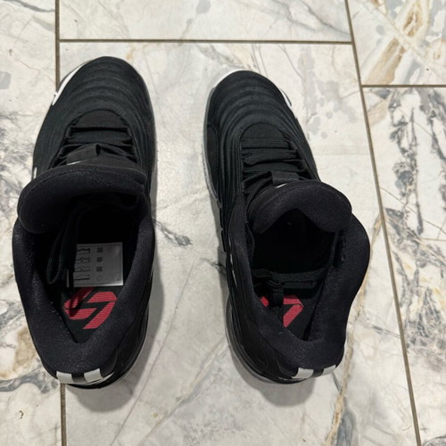 Jordan Luka3 sport shoes like new, size 39