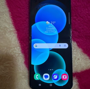 Samsung z flip 5.  8/256