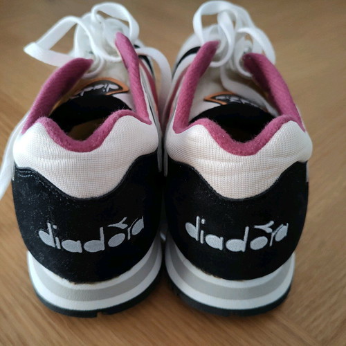 Vintage Diadora Pulse athletic shoes size 44 new, multicolor