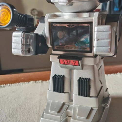 Vintage Dickie Toys Botoy Robot from 1980s like new, battery operated