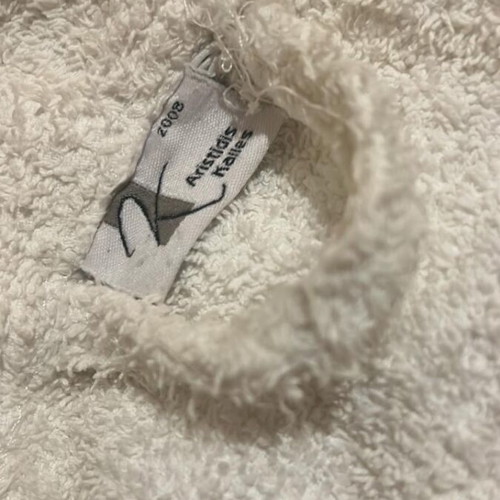 White cotton bathrobe like new, soft frotte fabric