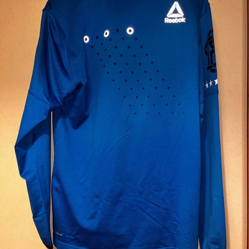 Reebok running long sleeve shirt like new, blue size M