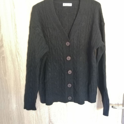 Oversize cardigan size S-M black new, very soft