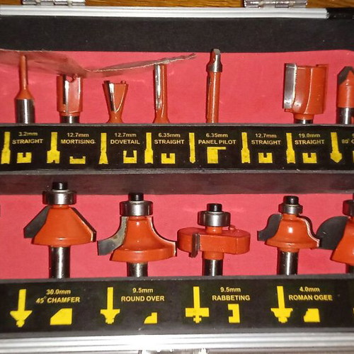Router bits for woodworking Globus Professional like new, 14 pieces