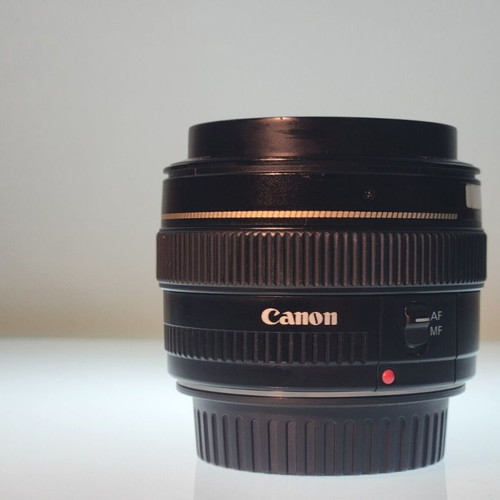 Canon Full Frame 50mm f/1.4 USM photographic lens used