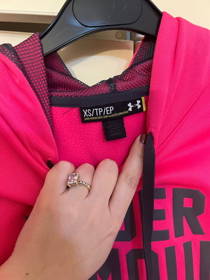 Under Armour hoodie new, size XS