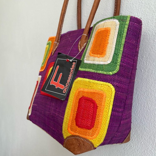 Straw handbag new, purple with inner lining