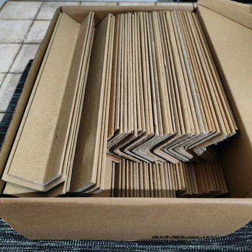 400 hard corner protectors / packaging