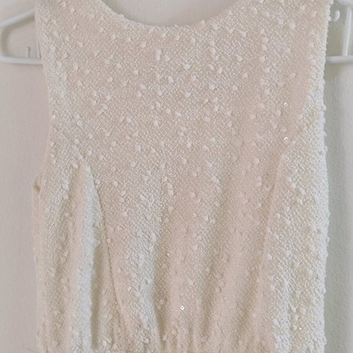 Short white-cream dress new with small beads