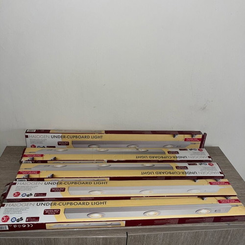 Halogen under-cupboard lights new, pack of 5