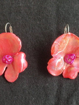 Hydrangea flower earrings pink like new with silver wire