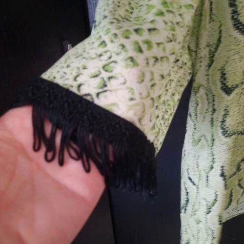 Lightweight outerwear like new, size M, black and green