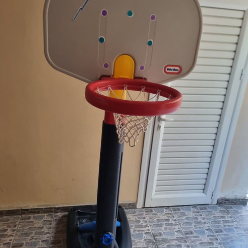 Little Tikes Adjustable Outdoor Kids Basketball Hoop like new
