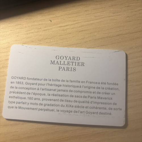 Goyard green card holder like brand new