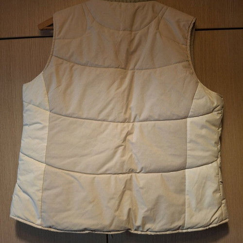 Puffer sleeveless vest used, size M, beige