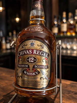 Chivas Regal 12 Years φιάλη blended Scotch whisky σφραγισμένη με μεταλλική βάση, 4.5L