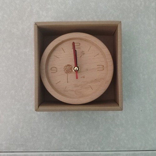 Analog wooden desk clock new, 12 cm