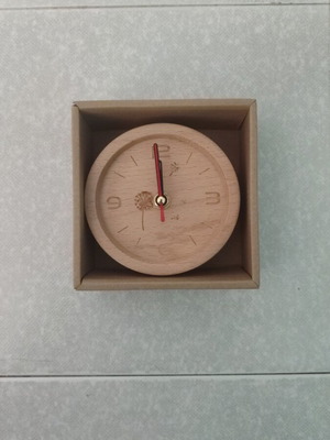 Analog wooden desk clock new, 12 cm