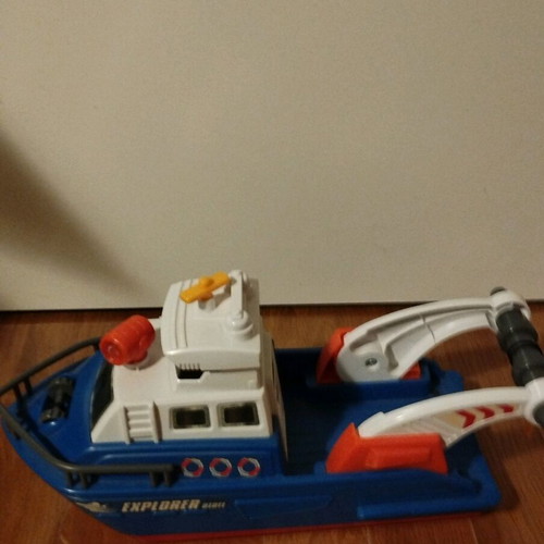 Boat like new with sound