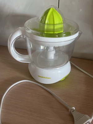 Ideakitchen Citra Fresh electric juicer 40W like new