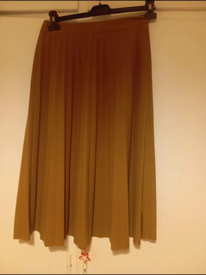 Celestino midi skirt like new, brown, size S/M