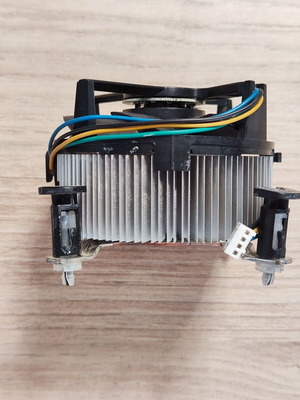 Intel 775 cooler used with copper core