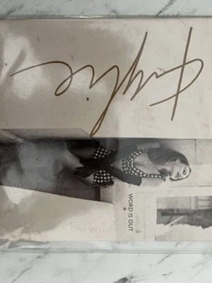 Kylie Minogue Word Is Out 7 inch vinyl καλή κατάσταση