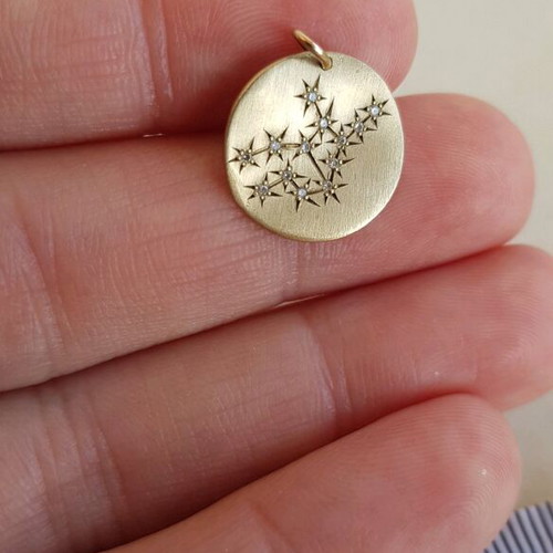 Lilalo Virgo constellation pendant 9K gold with diamonds