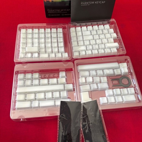 Razer Phantom keycaps like new, white