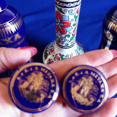Metaxa porcelain bottles set of 3, like new, 18K gold and floral design