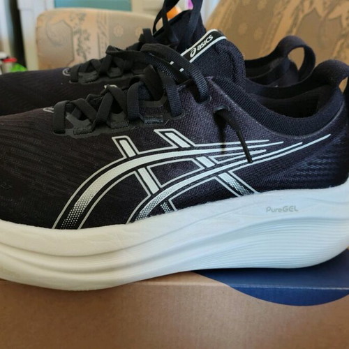 Asics Running 27 Extra Wide like new, size 43.5, black and grey