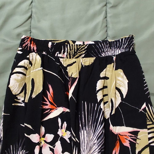 Asymmetric maxi skirt Benissimo like new, tropical floral print, size S