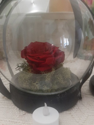 Decorative roses like new for loved ones
