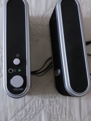 Portable stereo speakers like new, USB powered, 3.5mm cable