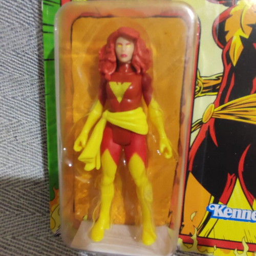 Dark Phoenix figure Marvel Legends Kenner new, 10 cm