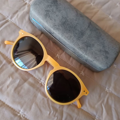 Red Raven Eyewear honey yellow sunglasses like new, polarised lenses