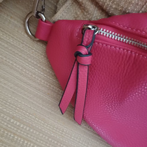 2R Bags Firenze Fanny Pack Belt Bag in Bright Fuchsia Like New