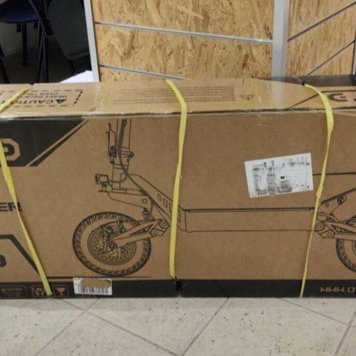 OOTD T10 electric scooter new, sealed in box