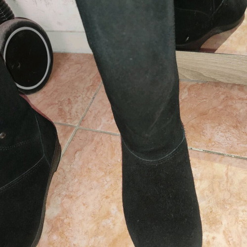 Fabric boots with fur like new, black, size 37