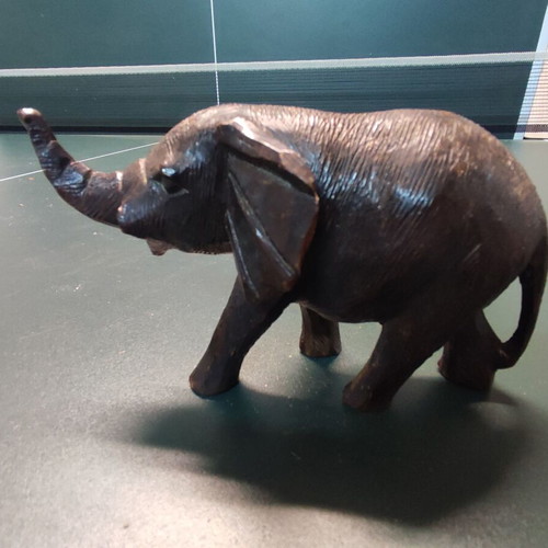 Wooden elephant figurine old used, height 9cm, length 13cm