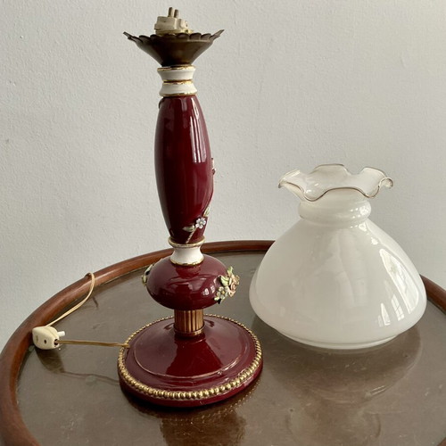 Vintage table lamp used, neoclassical Hollywood Regency style, porcelain