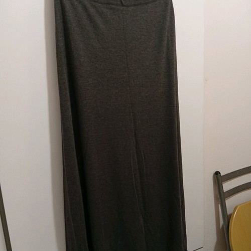 Long gray A.L.E. skirt like new, size large